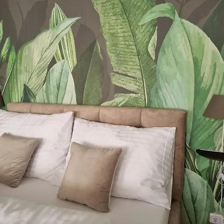 Zelene Apartma V Centru Mesta * Ческе-Будеёвице